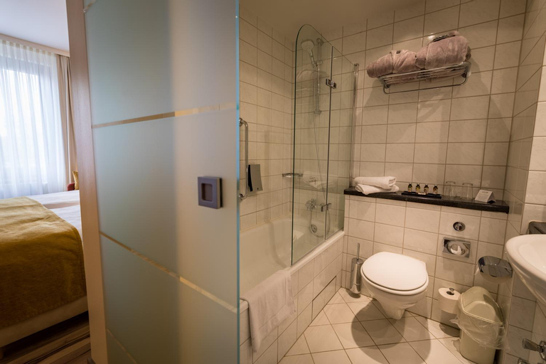 Bathroom 3