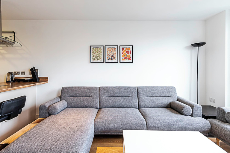 Others 5, Stratford London Oasis, London