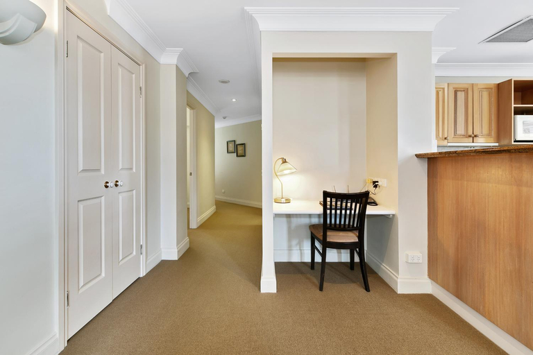 Dining Room 8