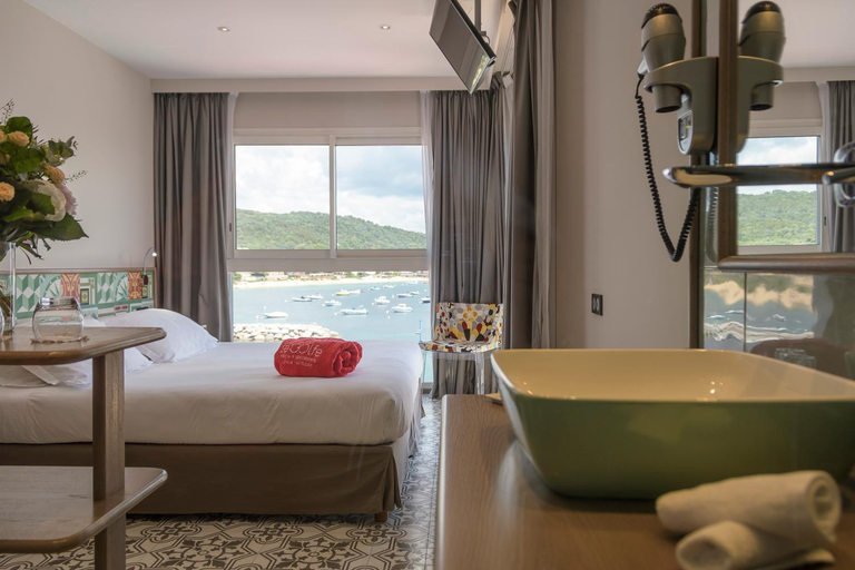 Bedroom 3, Le Golfe & Spa Bio Casanera Hotel, Corse-du-Sud