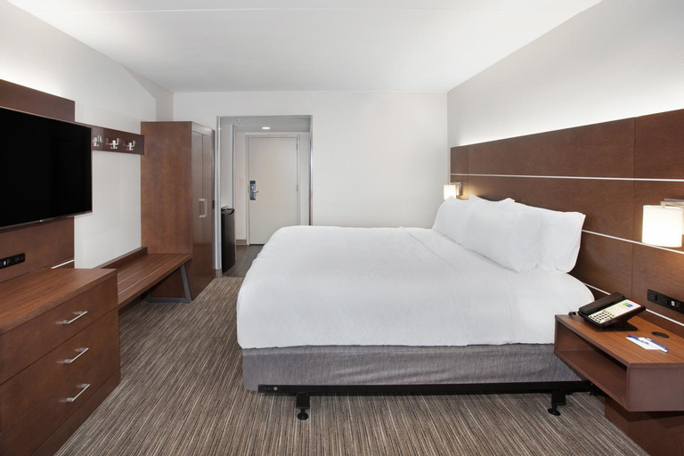 Bedroom 15