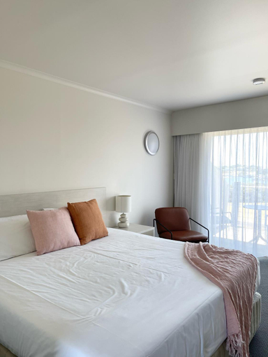 Bedroom 2, Harbour View Motel, Robe