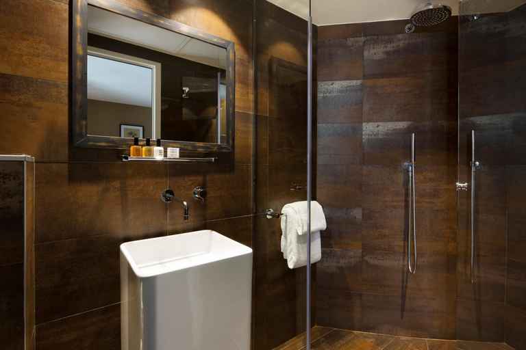 Bathroom 4, Le Chat Noir Design Hotel, Paris