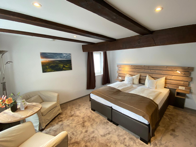 Bedroom 13