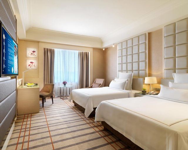 Bedroom 8