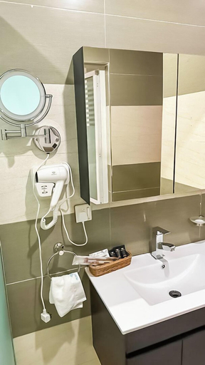 Bathroom 3, Tribu Hotel, Enugu North