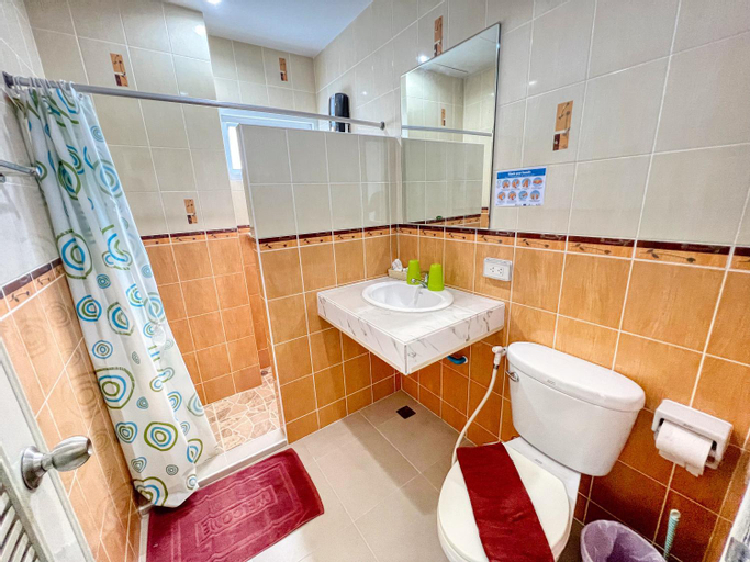 Bathroom 4