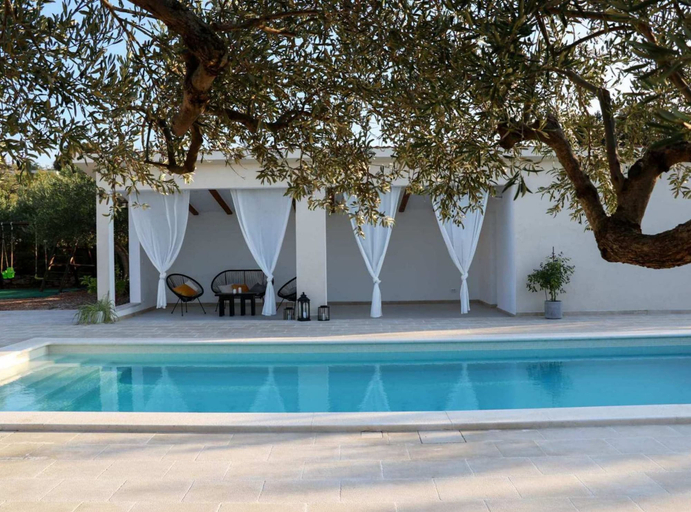 Sport & Beauty 4, Secluded Oasis With Pool, Outdoor Kitchen, & Landscaped Terraces, Supetar