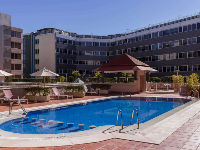 Exterior & Views, Pullman Madrid Airport & Feria, Madrid