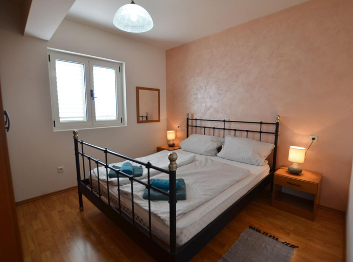 Bedroom, Spacious Apartment With Loggia, Rovinj