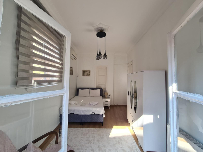 Bedroom 2, Mateo, Beyoğlu