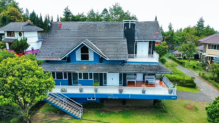 Blue Villa by Vila Istana Bunga, Bandung