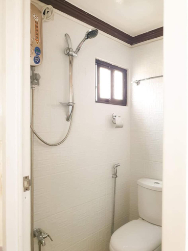 Bathroom 2, Palompon lodge, Palompon