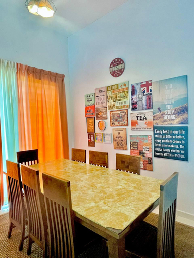 Food & Drinks, Vintage Houze fully aircond wifi pool, Pokok Sena
