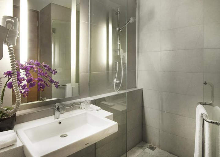 Bathroom 6