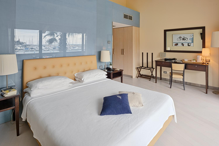 Bedroom 10