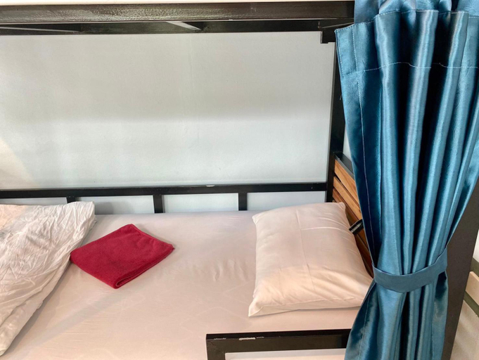Others 5, Boom Hostel Khaosok, Phanom