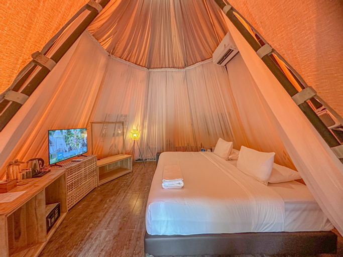 Bedroom 12