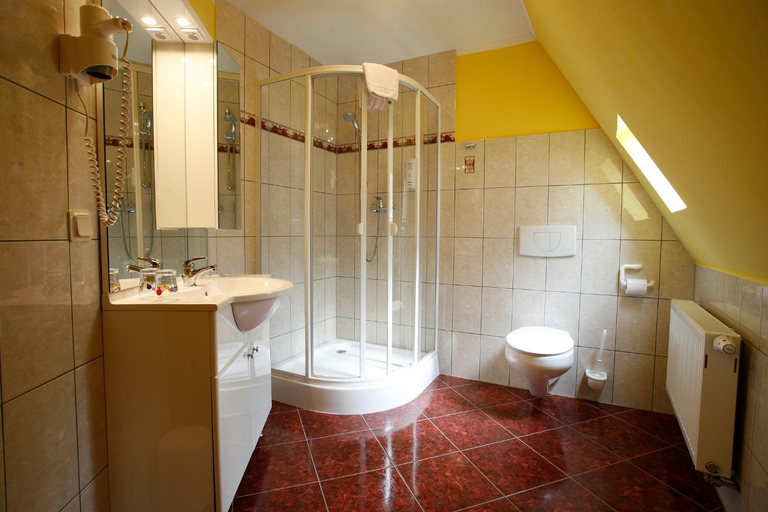 Bathroom 3, Zum Kanzler, Mansfeld-Südharz