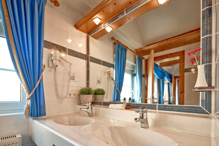 Bathroom 6