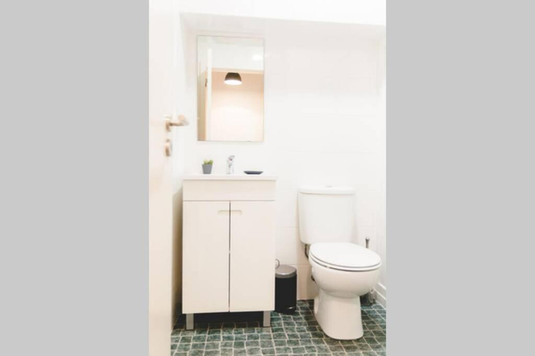 Others 5, Welcome to Alcantara Apartment, Lisbon