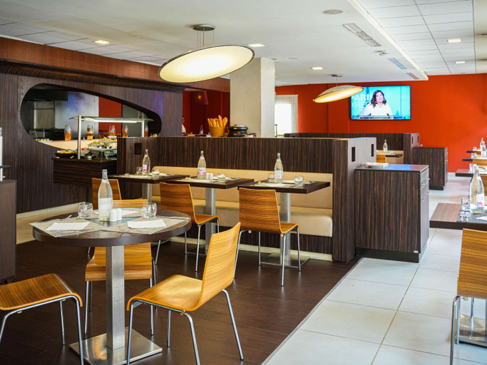Food & Drinks 5, ibis Tunis, Bab Bhar