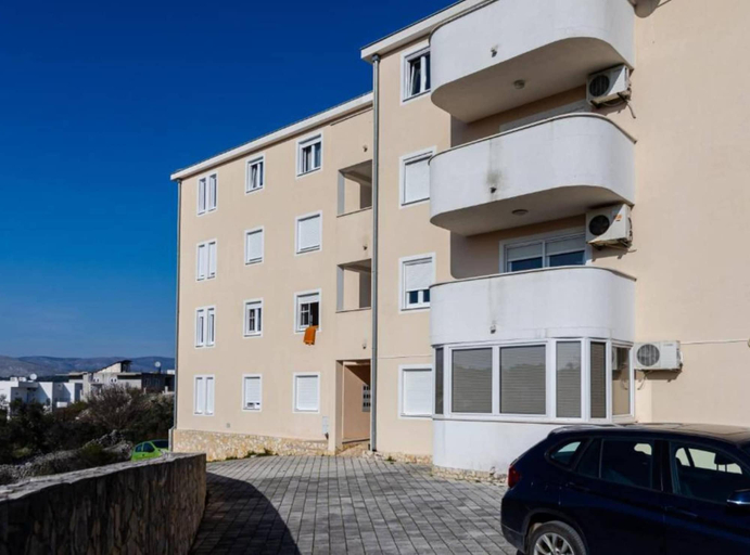 Exterior & Views 2, Charming and Cozy Okrug Gornji Apartment With Balcony, Okrug