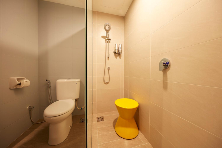Bathroom 11