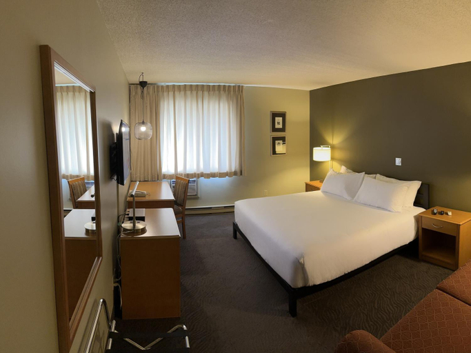 Bedroom 3, Heritage Inn Hotel & Convention Centre Cranbrook, East Kootenay