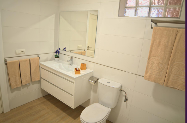 Bathroom 5