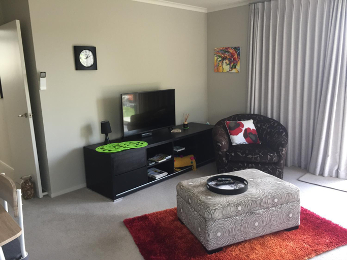 Others 3, Kingsley Quarters, Waipa