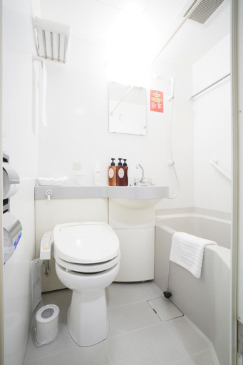 Bathroom 3