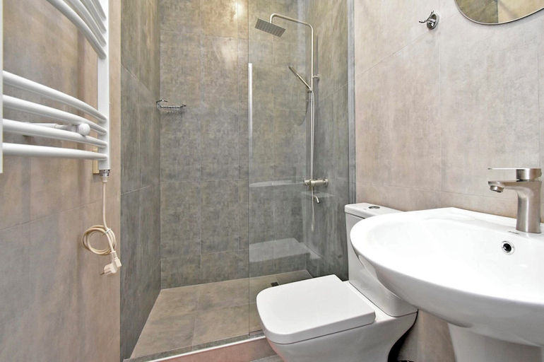 Bathroom 3, Apartment on Khanjyan street, Yerevan