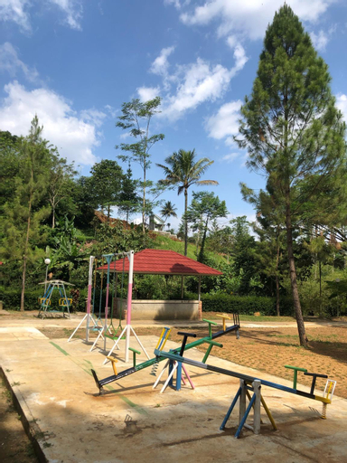 Exterior & Views, Lembah Tirta Balarea (Guest House), Sukabumi