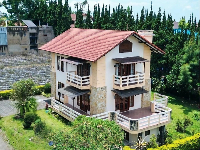 Haven House by Vila Istana Bunga, Bandung