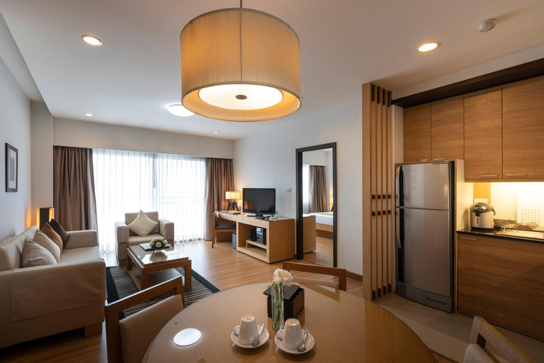 Dining Room 2