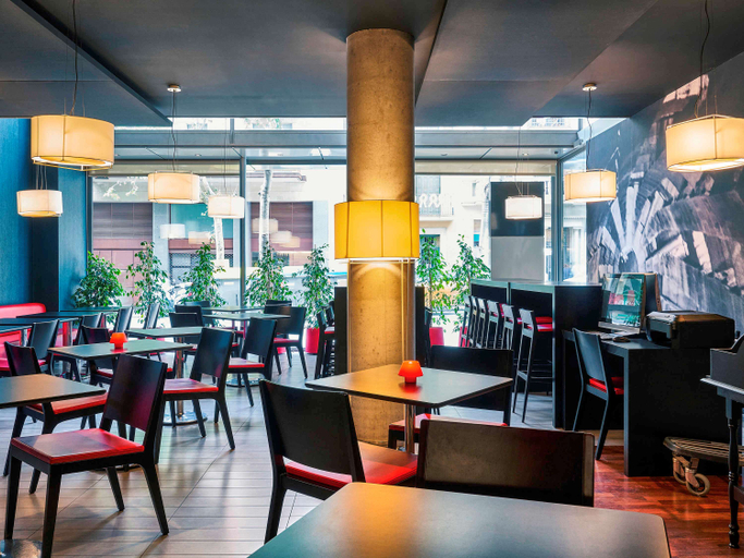 Food & Drinks 5, ibis Barcelona Centro (Sagrada Familia), Barcelona