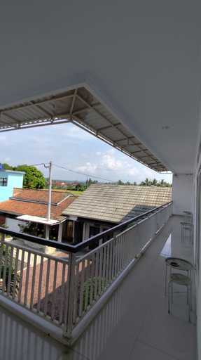 balcony 6