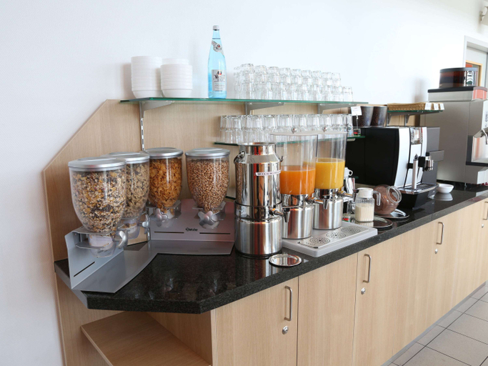 Food & Drinks 4, ibis budget Augsburg City, Augsburg