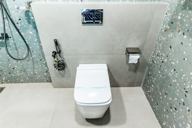Bathroom 3, Misty Rock Hotel, Chamrajnagar