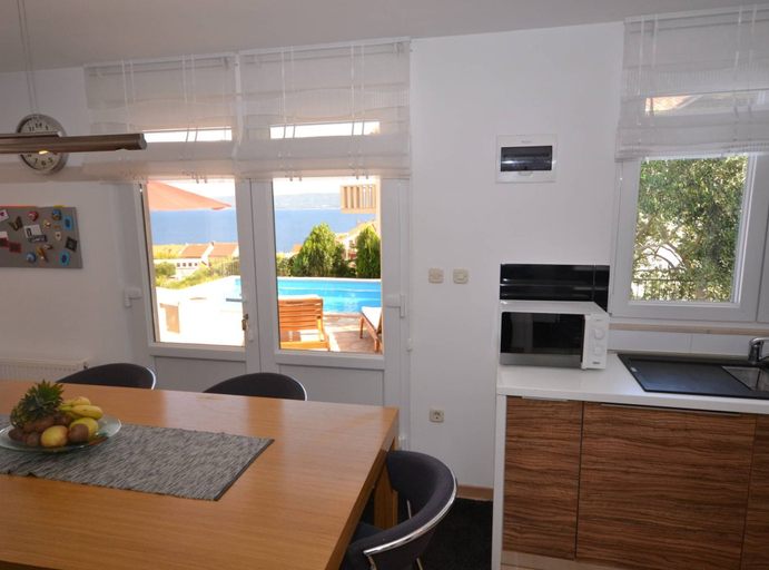 Others 4, Marvelous Escape Bol Island Villa With Pool, Bol