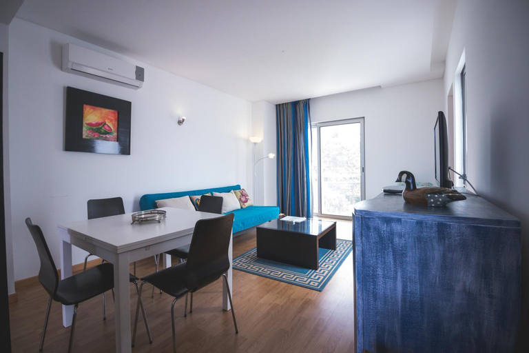 Dining Room 27