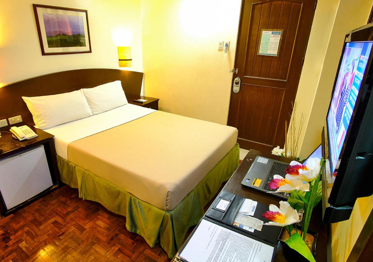 Bedroom 8