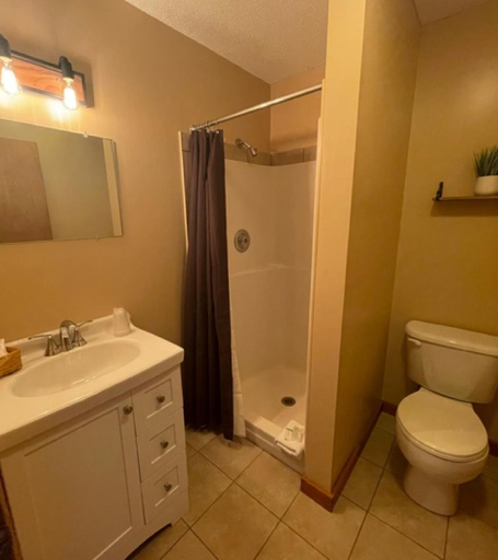 Bathroom 3, The Snowed Inn, Rutland