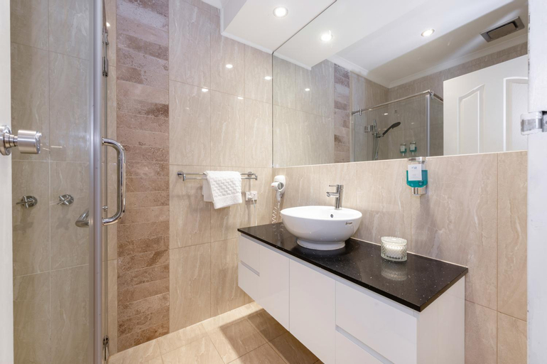 Bathroom 9