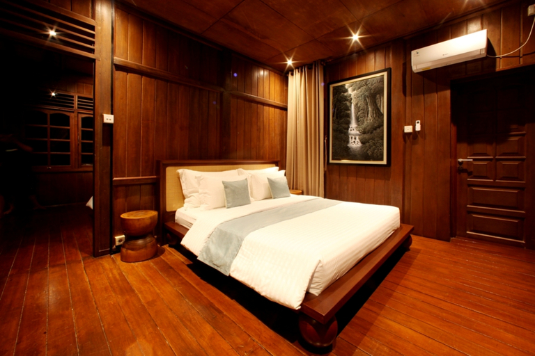Bedroom 3, Archipelago Carita, Serang