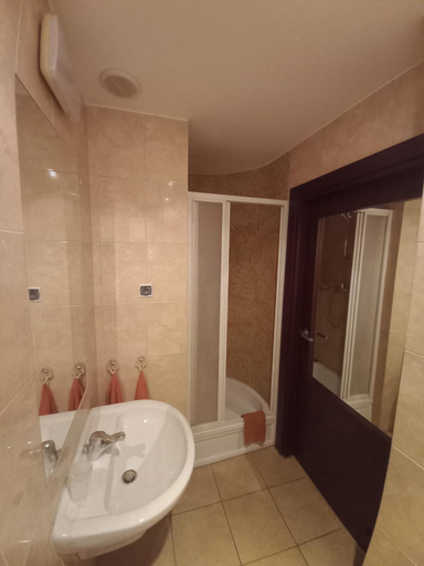 Bathroom 3, Willa Pod Aniolem, Inowrocław