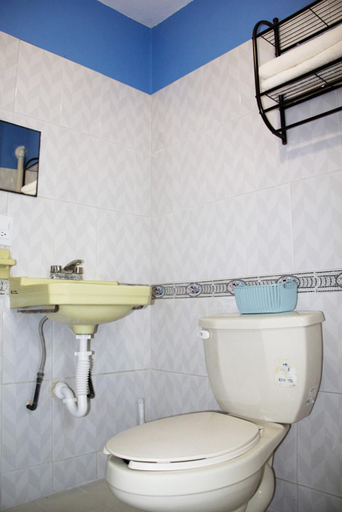 Bathroom, Casa Santiago, Del Centro
