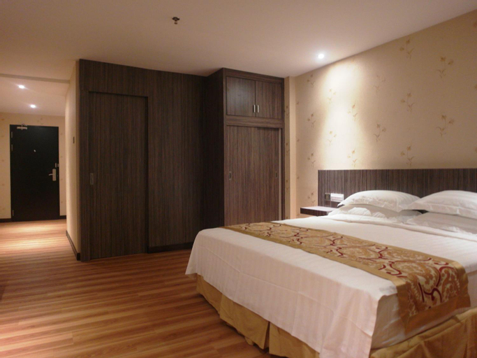 Bedroom 8