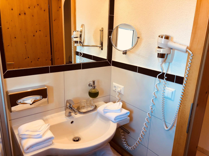Bathroom 3, Hotel Berghof, Landeck